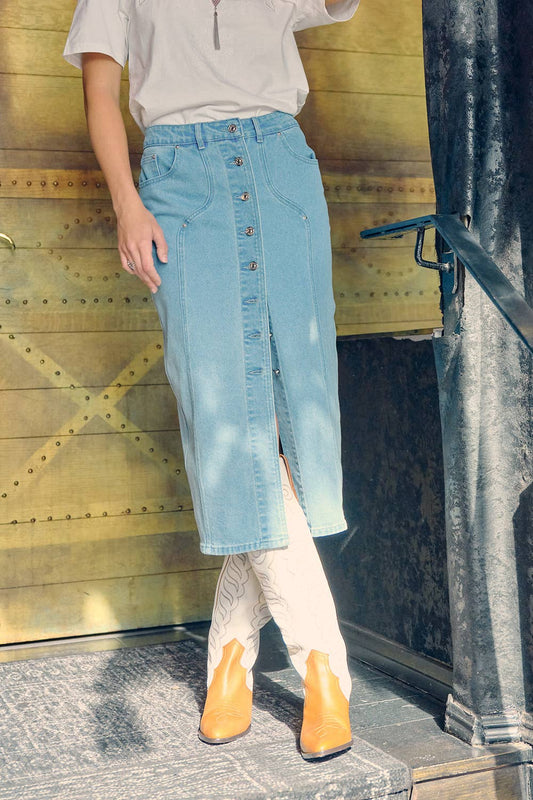 The "Seamingly" Perfect Pencil Skirt
